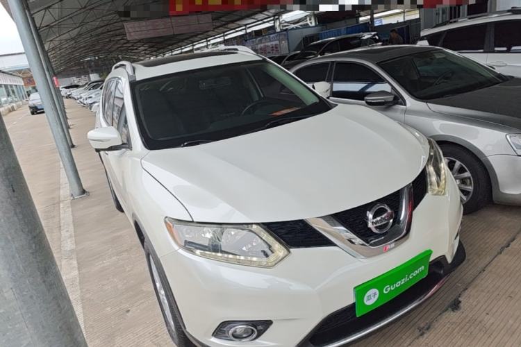 Used Nissan X-Trail 2014 2.0L CVT Comfort Edition 2WD Front Right 45 Deg