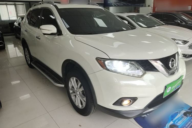 Used Nissan X-Trail 2014 2.0L CVT Smart Edition 2WD Front Right 45 Deg