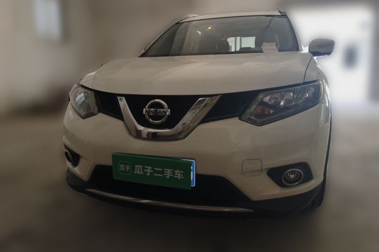Used Nissan X-Trail 2014 2.5L CVT Luxury Edition 4WD Front