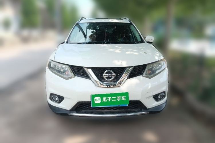 Used Nissan X-Trail 2014 2.5L CVT Luxury Edition 4WD Front