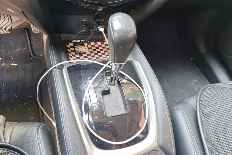 Used Nissan X-Trail 2014 2.0L CVT Comfort Edition 2WD Gear Lever