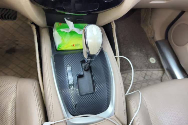 Used Nissan X-Trail 2014 2.5L CVT Leading Edition 4WD Gear Lever
