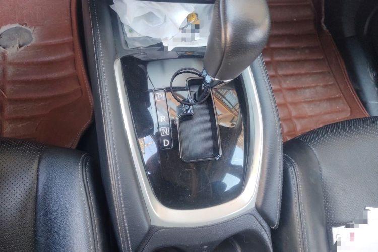 Used Nissan X-Trail 2014 2.5L CVT Luxury Edition 4WD Gear Lever