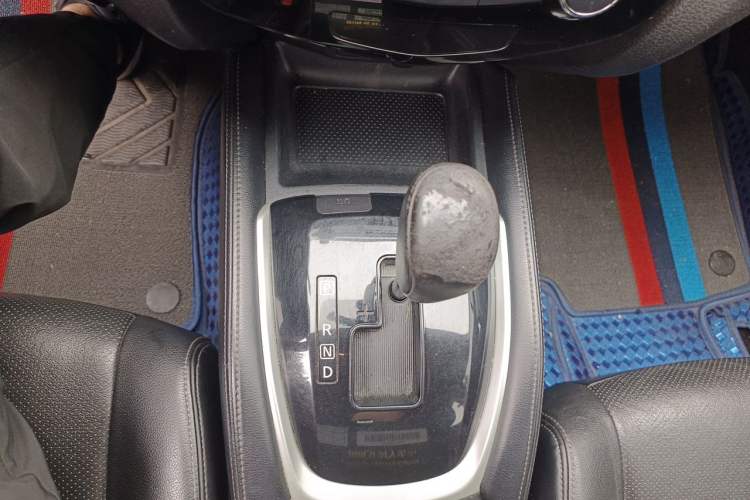 Used Nissan X-Trail 2014 2.0L CVT Comfort Edition 2WD Gear Lever