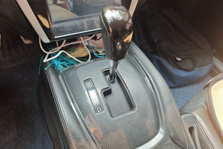 Used Nissan X-Trail 2014 2.0L CVT Comfort Edition 2WD Gear Lever