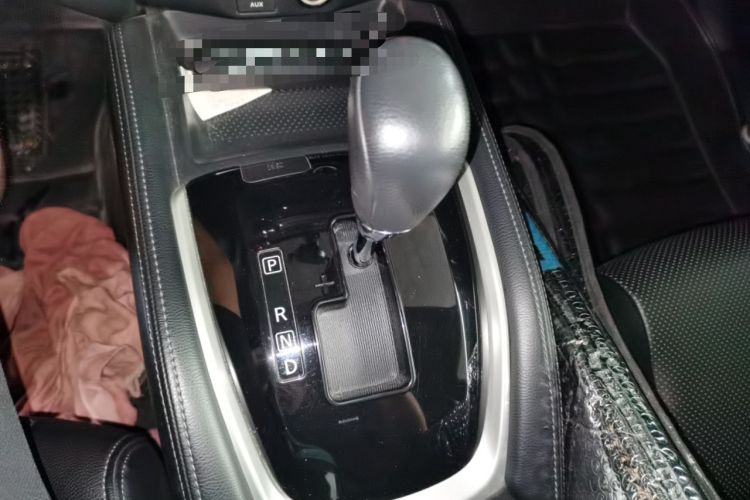 Used Nissan X-Trail 2014 2.0L CVT Comfort Edition 2WD Gear Lever