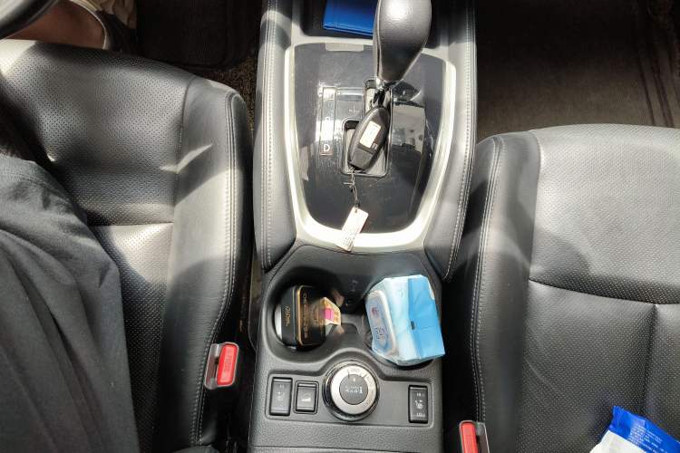 Used Nissan X-Trail 2014 2.5L CVT Leading Edition 4WD Gear Lever