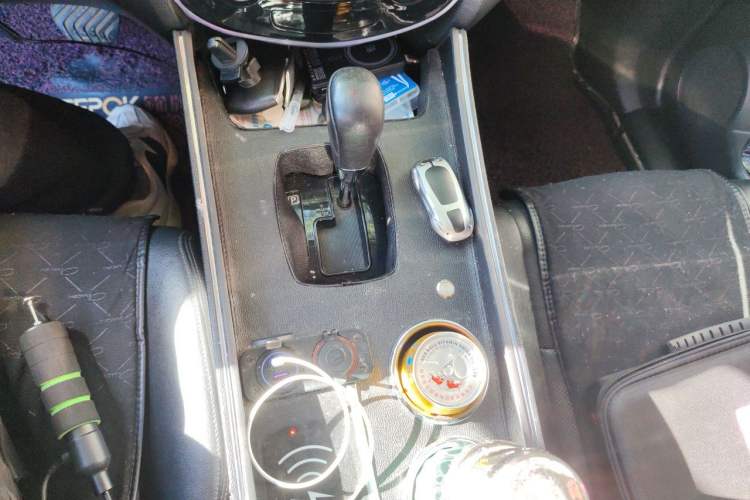Used Nissan X-Trail 2014 2.0L CVT Comfort Edition 2WD Gear Lever