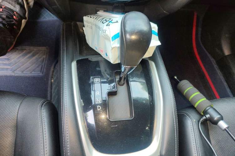 Used Nissan X-Trail 2014 2.0L CVT Comfort Edition 2WD Gear Lever