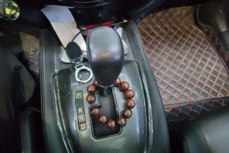 Used Nissan X-Trail 2014 2.5L CVT Luxury Edition 4WD Gear Lever