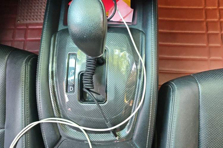 Used Nissan X-Trail 2014 2.0L CVT Comfort Edition 2WD Gear Lever