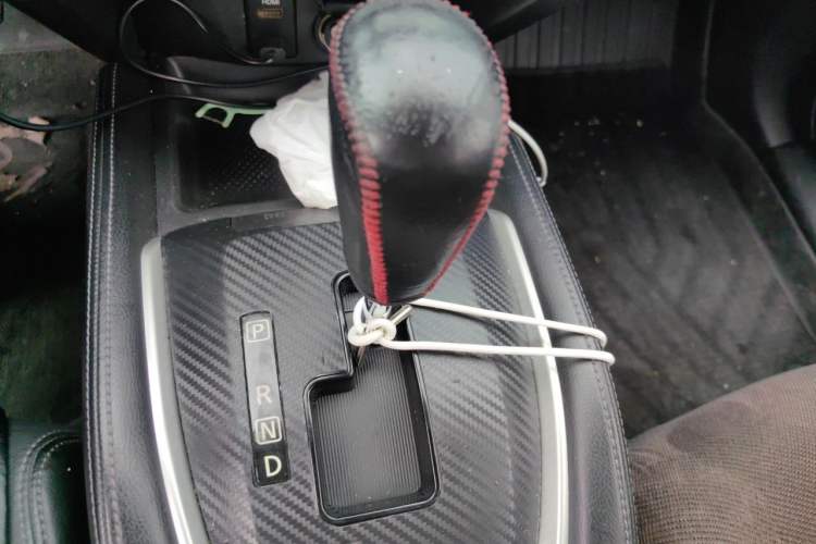 Used Nissan X-Trail 2014 2.0L CVT Comfort Edition 2WD Gear Lever