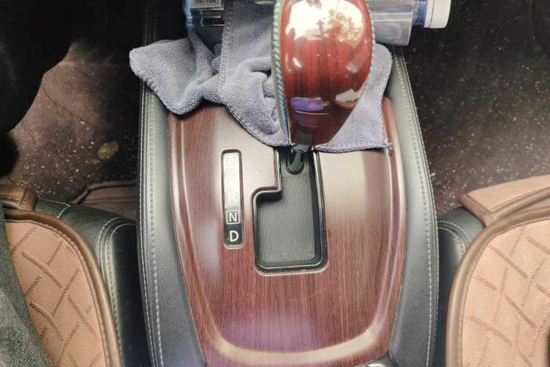Used Nissan X-Trail 2014 2.5L CVT Ultimate Edition 4WD Gear Lever