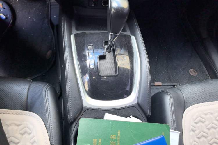 Used Nissan X-Trail 2014 2.0L CVT Comfort Edition 2WD Gear Lever