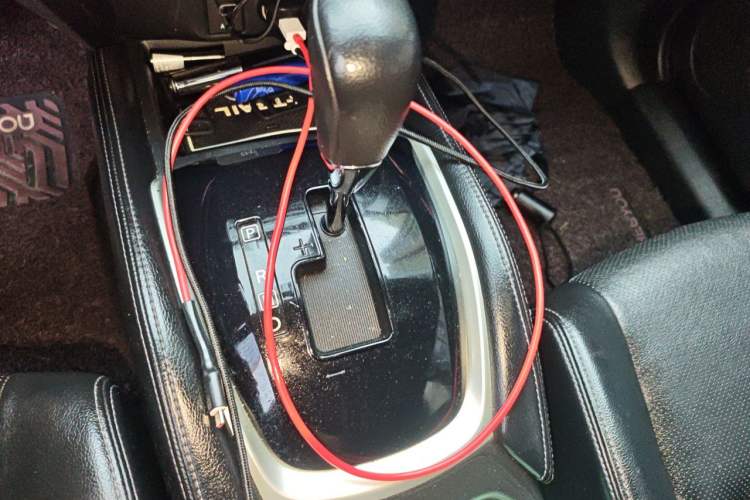 Used Nissan X-Trail 2014 2.5L CVT Luxury Edition 4WD Gear Lever
