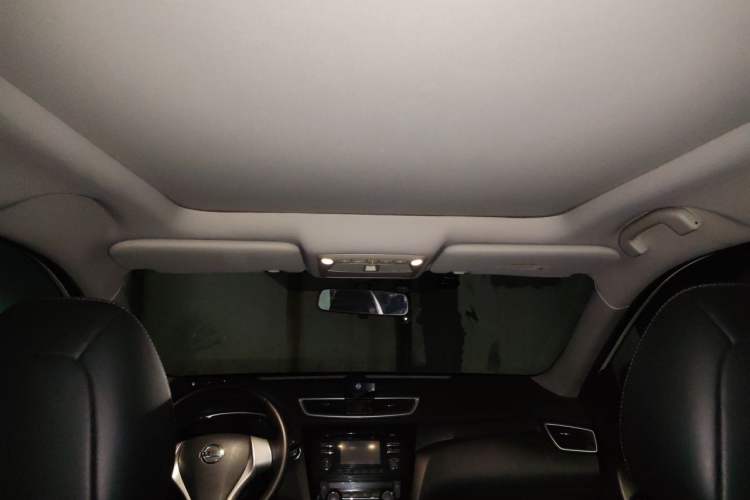 Used Nissan X-Trail 2014 2.0L CVT Comfort Edition 2WD Headliner
