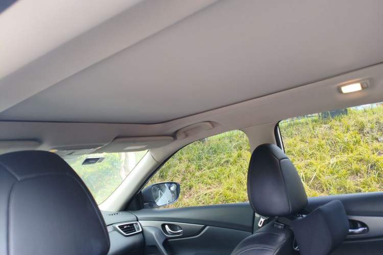 Used Nissan X-Trail 2014 2.0L CVT Comfort Edition 2WD Headliner