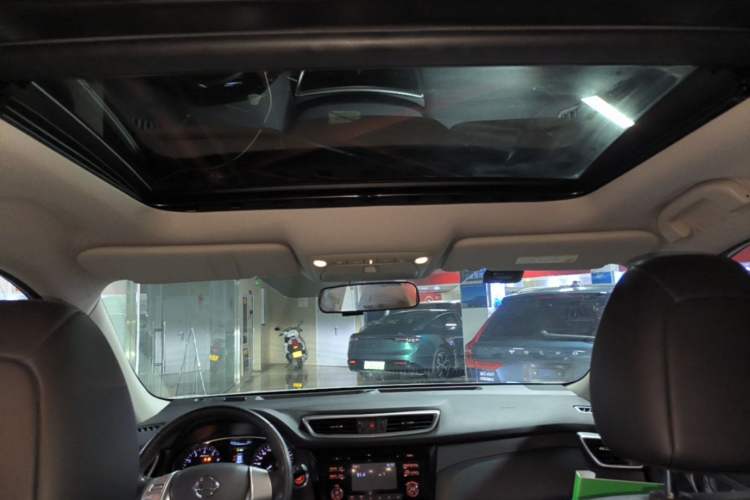 Used Nissan X-Trail 2014 2.0L CVT Comfort Edition 2WD Headliner