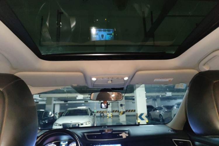 Used Nissan X-Trail 2014 2.0L CVT Comfort Edition 2WD Headliner