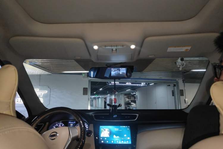 Used Nissan X-Trail 2014 2.0L CVT Smart Edition 2WD Headliner