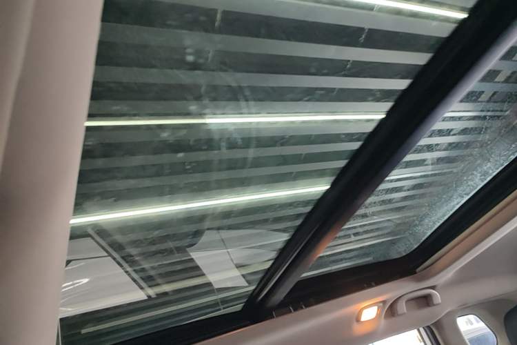 Used Nissan X-Trail 2014 2.5L CVT Leading Edition 4WD Headliner
