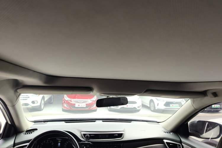 Used Nissan X-Trail 2014 2.0L CVT Comfort Edition 2WD Headliner