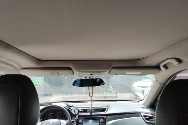 Used Nissan X-Trail 2014 2.5L CVT Luxury Edition 4WD Headliner