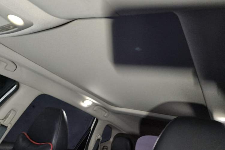 Used Nissan X-Trail 2014 2.0L CVT Comfort Edition 2WD Headliner