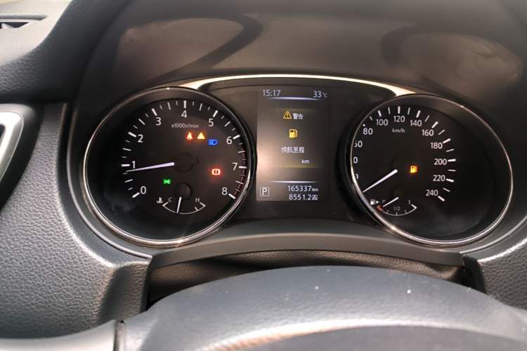 Used Nissan X-Trail 2014 2.5L CVT Leading Edition 4WD Instrument Cluster