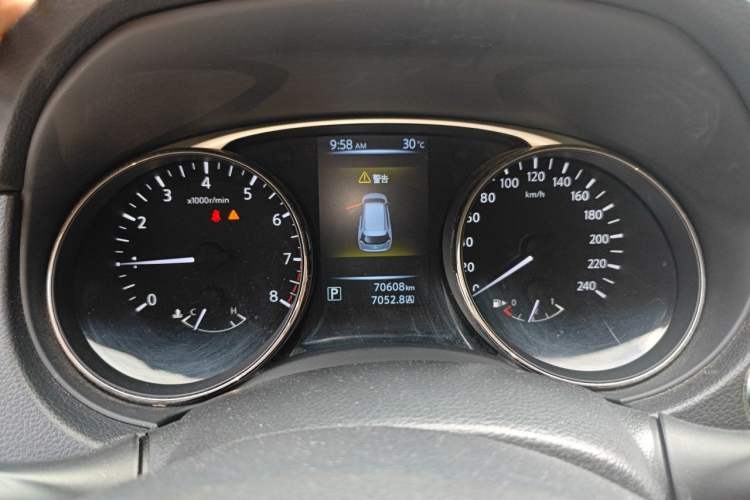 Used Nissan X-Trail 2014 2.0L CVT Comfort Edition 2WD Instrument Cluster