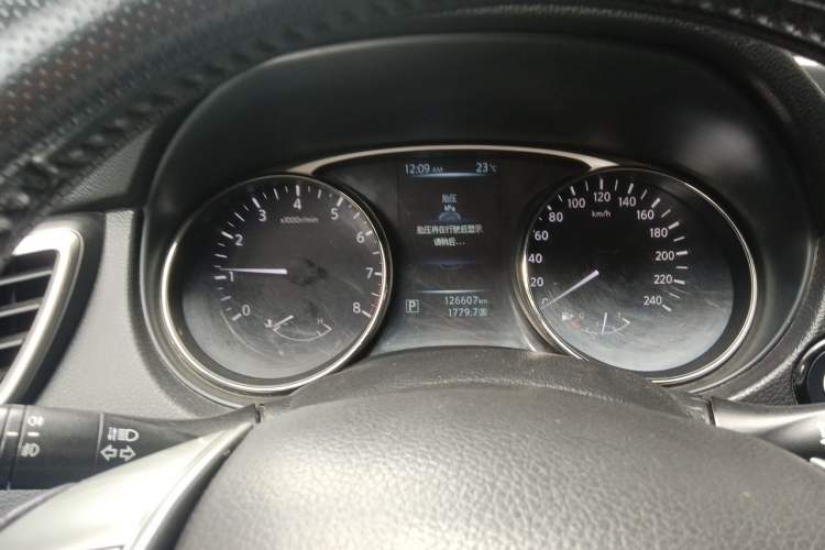 Used Nissan X-Trail 2014 2.5L CVT Luxury Edition 4WD Instrument Cluster