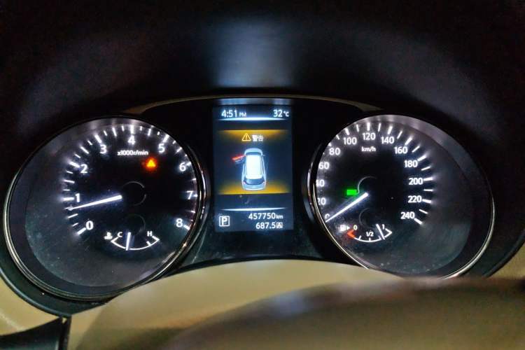 Used Nissan X-Trail 2014 2.0L CVT Comfort Edition 2WD Instrument Cluster