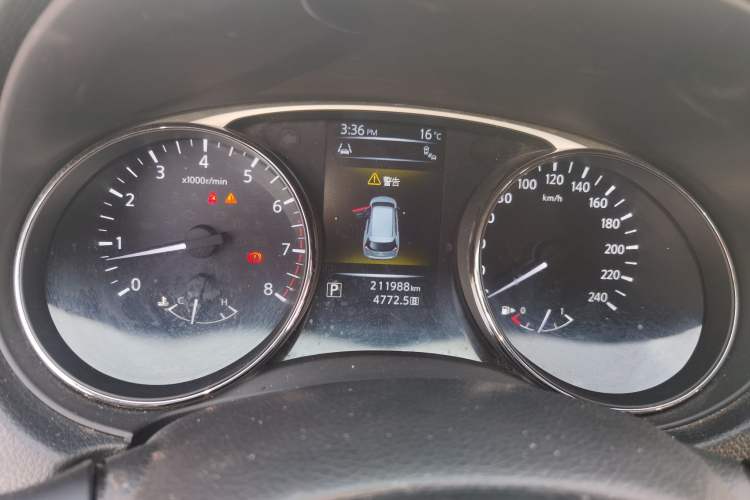 Used Nissan X-Trail 2014 2.5L CVT Luxury Edition 4WD Instrument Cluster