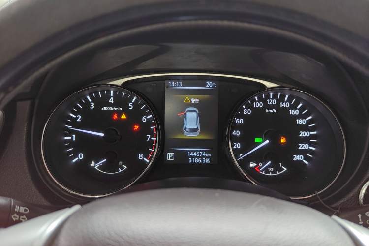 Used Nissan X-Trail 2014 2.0L CVT Comfort Edition 2WD Instrument Cluster