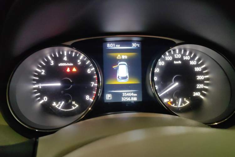 Used Nissan X-Trail 2014 2.0L CVT Comfort Edition 2WD Instrument Cluster
