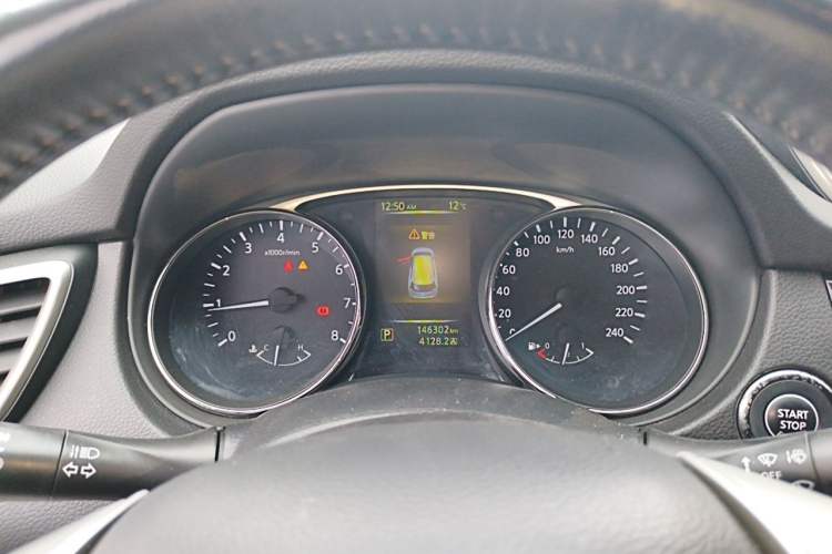 Used Nissan X-Trail 2014 2.5L CVT Leading Edition 4WD Instrument Cluster