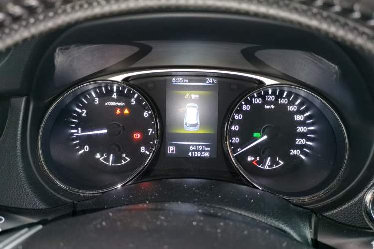 Used Nissan X-Trail 2014 2.0L CVT Comfort Edition 2WD Instrument Cluster