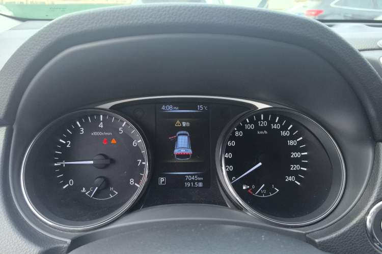 Used Nissan X-Trail 2014 2.0L CVT Comfort Edition 2WD Instrument Cluster