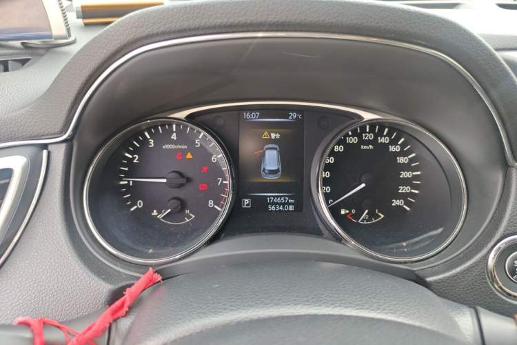 Used Nissan X-Trail 2014 2.0L CVT Comfort Edition 2WD Instrument Cluster
