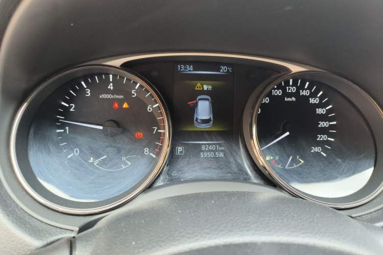 Used Nissan X-Trail 2014 2.0L CVT Comfort Edition 2WD Instrument Cluster