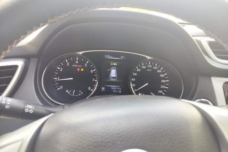 Used Nissan X-Trail 2014 2.0L CVT Comfort Edition 2WD Instrument Cluster