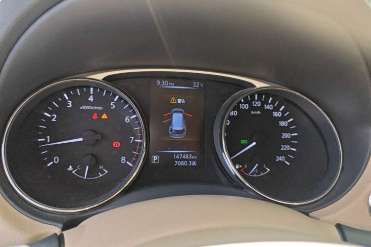 Used Nissan X-Trail 2014 2.0L CVT Comfort Edition 2WD Instrument Cluster