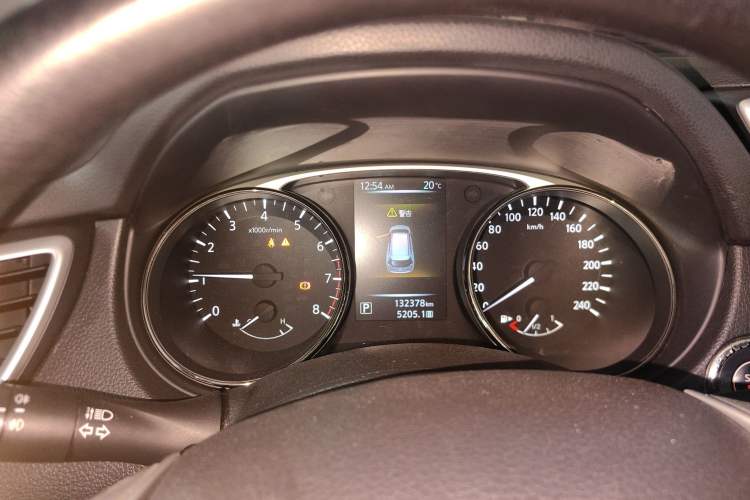 Used Nissan X-Trail 2014 2.0L CVT Comfort Edition 2WD Instrument Cluster