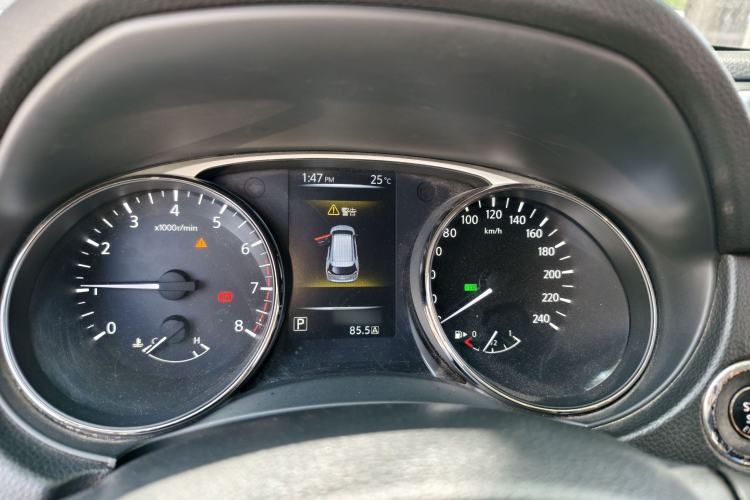 Used Nissan X-Trail 2014 2.0L CVT Comfort Edition 2WD Instrument Cluster