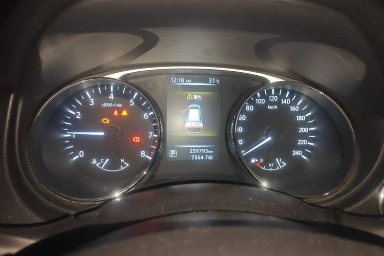 Used Nissan X-Trail 2014 2.0L CVT Comfort Edition 2WD Instrument Cluster