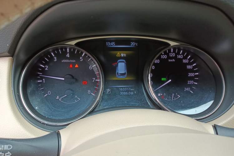 Used Nissan X-Trail 2014 2.5L CVT Leading Edition 4WD Instrument Cluster