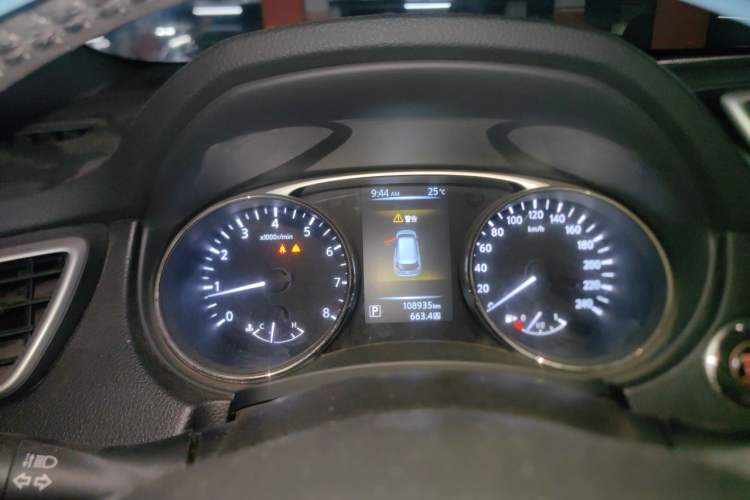 Used Nissan X-Trail 2014 2.0L CVT Comfort Edition 2WD Instrument Cluster