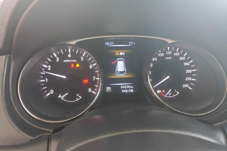 Used Nissan X-Trail 2014 2.0L CVT Comfort Edition 2WD Instrument Cluster
