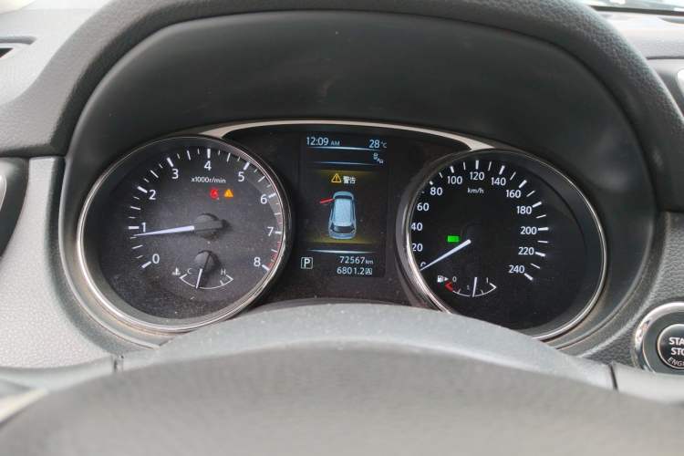 Used Nissan X-Trail 2014 2.5L CVT Luxury Edition 4WD Instrument Cluster