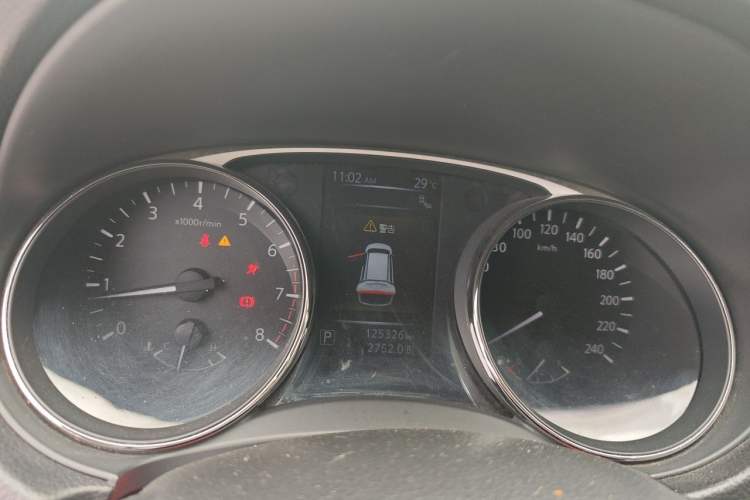 Used Nissan X-Trail 2014 2.5L CVT Luxury Edition 4WD Instrument Cluster